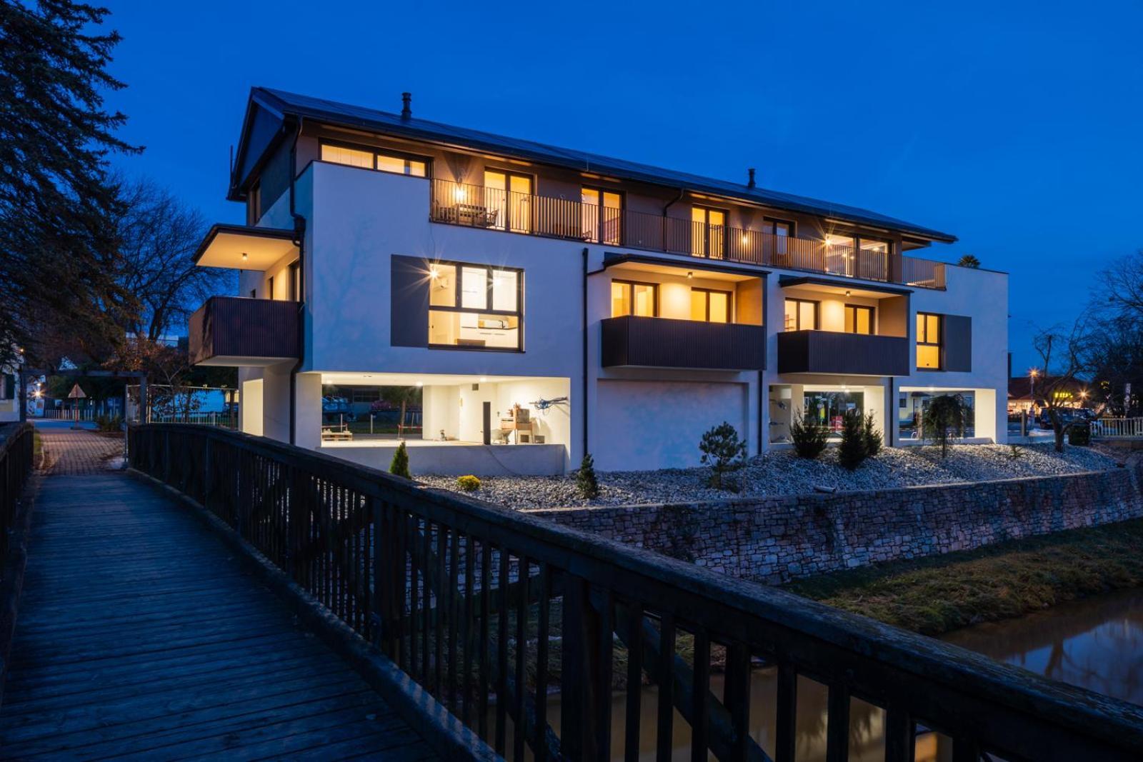 Rivervista Apartments By Mi_Vida Bad Waltersdorf Esterno foto
